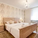 Апартаменти Artorius